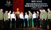 Unidas comunidades religiosas vietnamitas para proteger la Patria