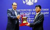 Incrementan Vietnam y Rusia cooperación petrolera mediante empresas conjuntas