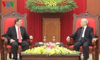Ratifican altos dirigentes vietnamitas determinación de fortalecer relaciones con Cuba