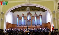 Orquesta sinfónica de Vietnam se presenta por primera vez en Rusia 