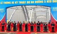 Saludan aniversario 60 de la liberación de Hanoi con nuevas construcciones
