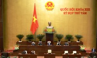 Diputados vietnamitas debaten proyectos de ley sobre el ejército y la policía