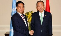 Primer ministro Nguyen Tan Dung participa en Cumbre de ASEAN 25 en Myanmar