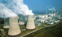 Firman Rusia y Ucrania acuerdo de combustible nuclear