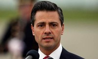 Baja al nivel record reputación de presidente mexicano