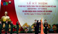 Presidente de Vietnam orienta reforzamiento político del Ejército Popular