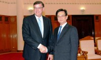Premier vietnamita recibe el ministro danés de Comercio 
