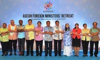Culmina reunión de retiro de cancilleres de la ASEAN 