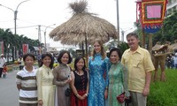 Reunión de vietnamitas en ultramar por nuevo año lunar