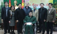 Visita Bac Ninh presidente del Frente Patriótico 