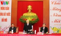 Encomian aportaciones de intelectuales en los logros de Vietnam