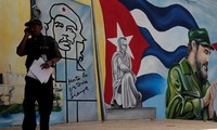 Reanudan Cuba y Estados Unidos línea telefónica directa