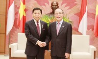 Presidente del Legislativo de Vietnam recibe a dirigentes parlamentarios de Laos, Indonesia y Sudán