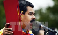 Agradece presidente venezolano apoyo a su campaña de recogida de firmas 