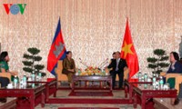 Vicepriemier vietnamita recibe a su homólogo camboyano