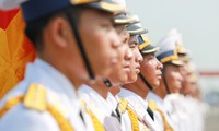 Vietnam celebra aniversario 60 de la fundación de las fuerzas navales 