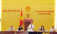 En sesión 38 Comité Permanente del Parlamento de Vietnam