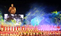 Inaugurado Festival de la Aldea Sen 2015 en Nghe An