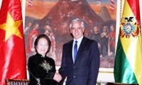 Vietnam y Bolivia buscan fomentar lazos bilaterales 
