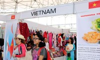 Resalta originalidad cultural de Vietnam en VI Feria de las Culturas Amigas en México