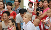 Sonrisas para pequeños pacientes de cáncer en Día Internacional de la Infancia 