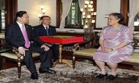Reitera primer ministro vietnamita apoyo a inversores extranjeros 
