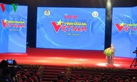 Reconoce Vietnam ejemplos en construcción y desarrollo del país 