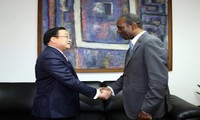 Afianzan Vietnam y Mozambique cooperación