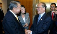 Presidente del Parlamento vietnamita se reúne con el titular de la Cámara Baja de Japón