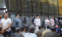 Egipto: se condena a más de 100 de seguidores del ex-presidente Mohamed Mursi 
