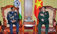 Vietnam e India fortalecen cooperación en defensa nacional
