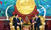 Dirigentes de Vietnam y Laos reafirman la solidaridad especial entre los dos paises
