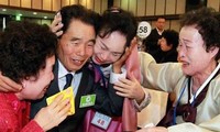 Las dos partes coreanas intercambian lista de familiares participantes en encuentro de reunificación