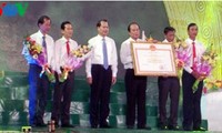 Vicepremier exige acelerar reestructuración agrícola y modernización rural en Hau Giang 