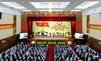 Localidades vietnamitas siguen evaluando el último mandato partidista