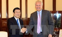 Presidente vietnamita recibe al máximo dirigente de General Electric
