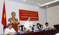Viceprimer ministro revisa situación de desarrollo de la provincia de Ca Mau 