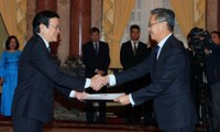 Vietnam promueve cooperación con Laos, Ghana y Macedonia