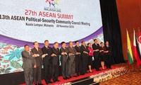 Vietnam participa en conferencias preparatorias para la vigésimo séptima  Cumbre 27 de ASEAN