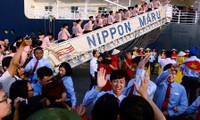 Barco de Jóvenes del Sureste de Asia-Japón abandona Vietnam 