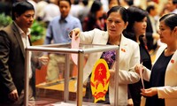 Parlamento vietnamita fija fecha de elecciones legislativas en mayo de 2016