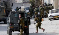 Soldados israelíes matan a tiros a dos palestinos