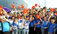 El cariño de los vietnamitas por los jóvenes del Sudeste Asiático y Japón