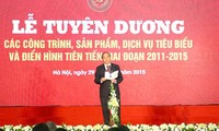 Elogian a las personas y entidades destacadas entre las empresas estatales de Vietnam