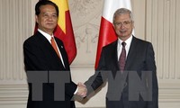 Actividades del primer ministro de Vietnam en Francia
