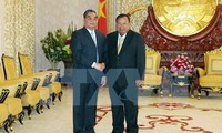 Vietnam y Laos coincididos en intensificar cooperación en diferentes ámbitos 