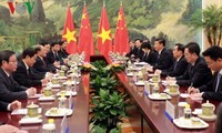 Vietnam y China promueven relaciones de amistad y asociación estratégica
