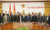 Vietnam y China consolidan relaciones de vecindad amistosa