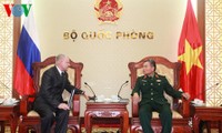 Vietnam y Rusia desean impulsar la cooperación militar