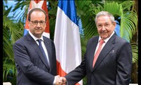 Francia exhorta a Washington a levantar embargo contra Cuba